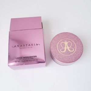 Anastasia Beverly Hills Loose Highlighter